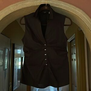 Tahari sleeveless Top